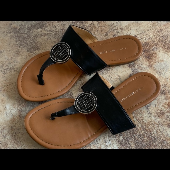 Tommy Hilfiger Cute Black Sandals - Picture 5 of 6